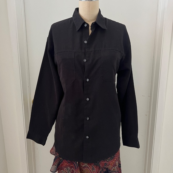 Y2K Black Velvety Claiborne Button Up Top - Picture 5 of 7